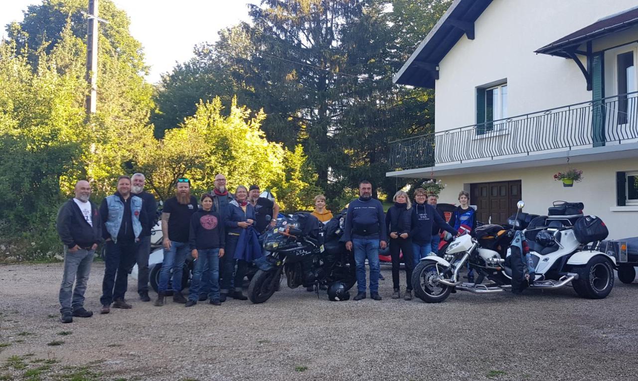 Gite Grande Capacite Au Calme Circuit Cascades Du Herisson Bonlieu Eksteriør bilde